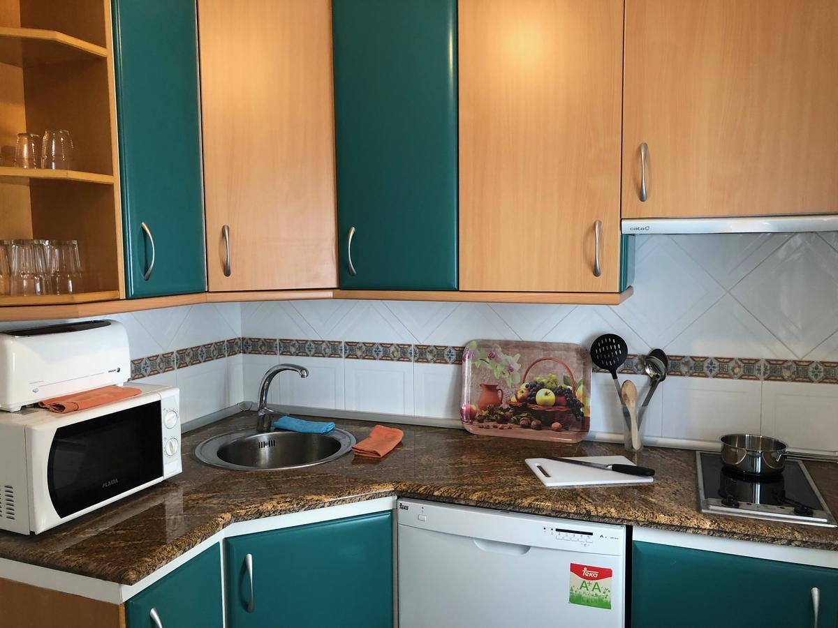 Damas 3 Apartment Caces Екстериор снимка